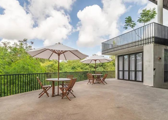 Modern Luxury With Gym Pool & Near Kuta Golf Villa *